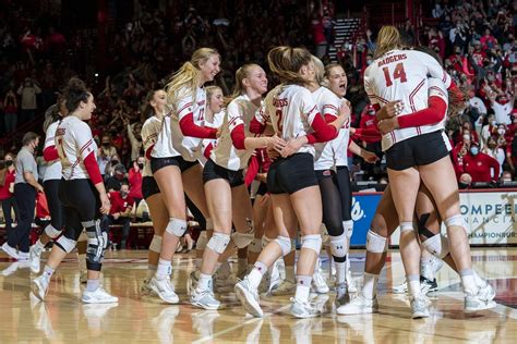 No. 9 Purdue volleyball upsets No. 4 Wisconsin for second time this ...