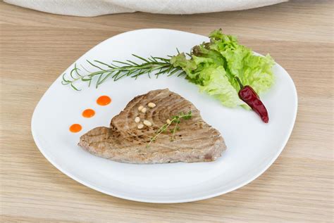 Grilled tuna steak 11851333 Stock Photo at Vecteezy