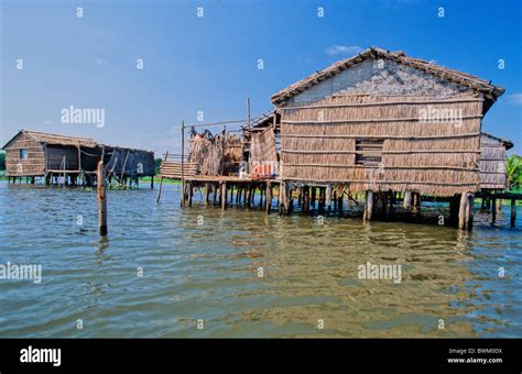 Venezuela South America Old Palafitos Water Lake Huts Boats Laguna De ...