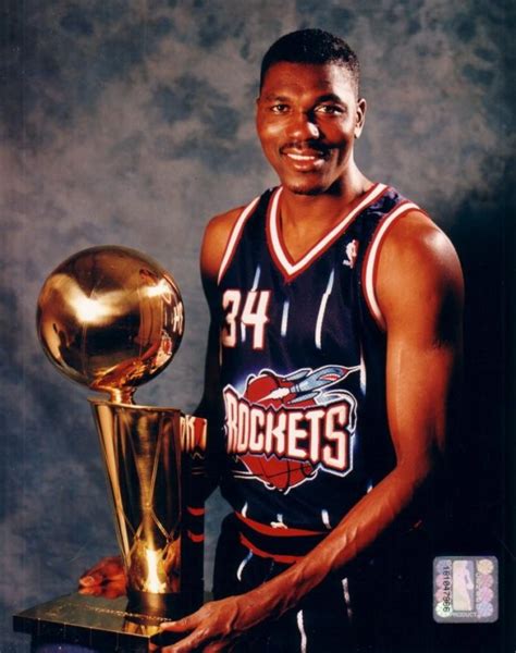 Hakeem Olajuwon - LifeAndTimes News