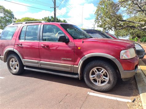 2002 Ford EXPLORER XLT (4x4) - lucindajbairstow - Shannons Club