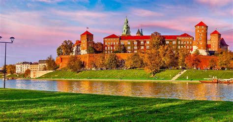 Krakow: Wawel Castle Private Tour and Skip-the-Line Ticket - Krakow ...