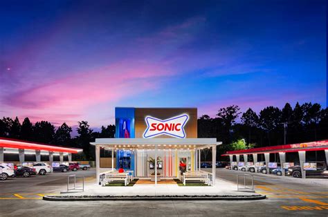 Sonic | Mark Steele Photography