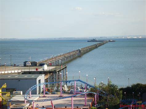 File:Southend Pier Autumn 2007.jpg - Wikipedia