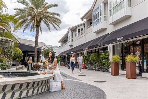 Hyde Park Village is one of the best places to shop in Tampa