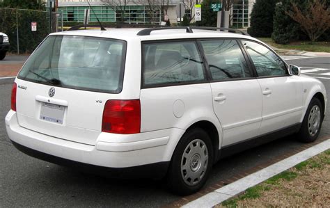 File:1998-2001 Volkswagen Passat wagon -- 01-07-2012 rear.jpg - Wikipedia