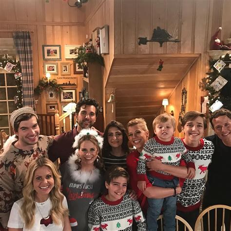 Fuller House Cast - Christmas