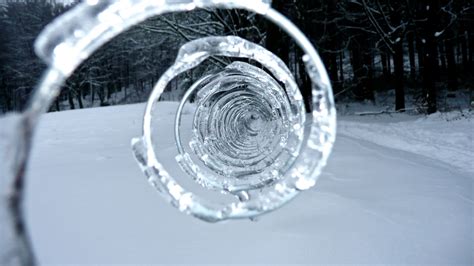 Andy Goldsworthy Ice