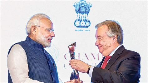 PM Narendra Modi Makes the Country Proud By Receiving The Honorable Un ...