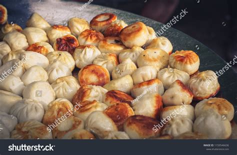 327 Pan Fried Momos Images, Stock Photos & Vectors | Shutterstock