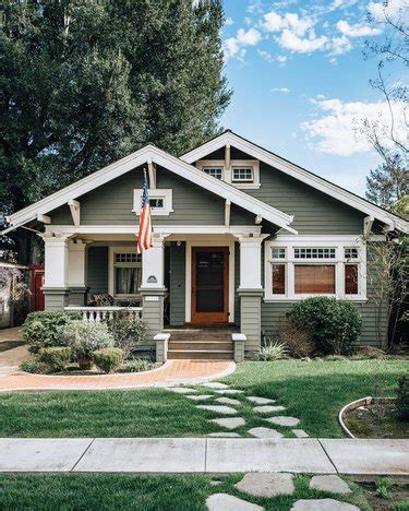 Craftsman Style Homes: Craftsman Exterior Color Ideas and Photos | Hunker