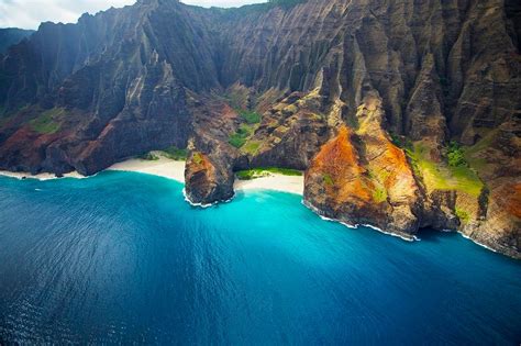 Na Pali Coast, Visiting The Most Beautiful Stretches in Hawaii ...