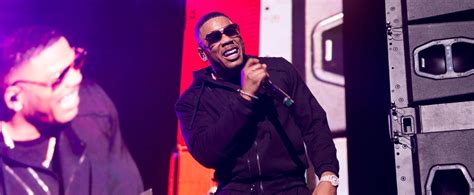 Fans Shaded Young Viewers During Nelly's 2020 AMAs Performance