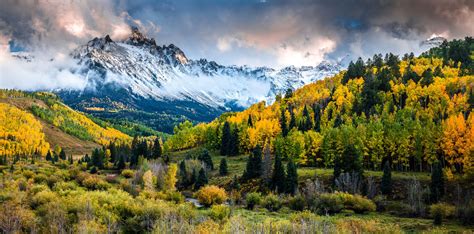 San Juan Mountains fall colors - Mt Sneffels in the San Juan Mountains ...