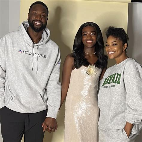 Dwyane Wade Celebrates Hall of Fame Honor With Daughter Zaya - WireFan ...