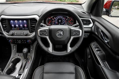 2018 Holden Acadia review