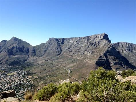 Table Mountain | View of Table Mountain from the contour pat… | Flickr