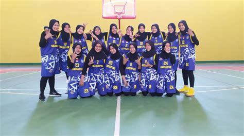 Ekstrakurikuler Bola Basket di SMK N 1 Punggelan | SMKN 1 Punggelan