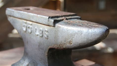 Part 2 - The Anvil | Introduction to Blacksmithing