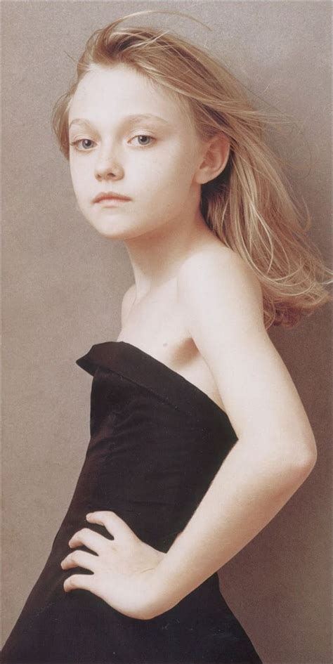 Dakota Fanning photographed by Annie Leibovitz November 2005 for Vanity ...