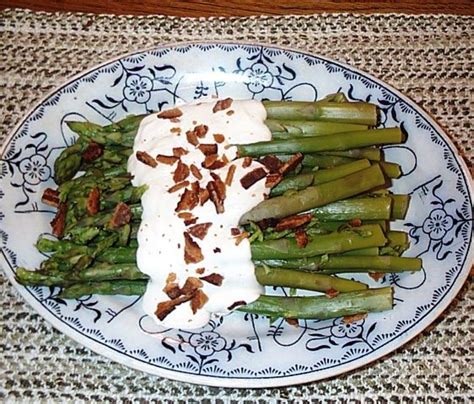 Asparagus With Goat Cheese Sauce Recipe - Food.com