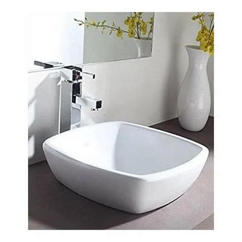 Ceramic Wall Mounted Hindware Wash Basins, for Bathroom at Rs 2800 in ...