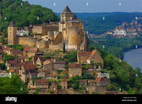 Castelnaud, Castle, Dordogne River, Castelnaud la Chapelle, Perigord ...