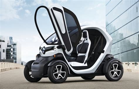 14-Year Olds Can Now Drive a Renault Twizy 45 EV - autoevolution