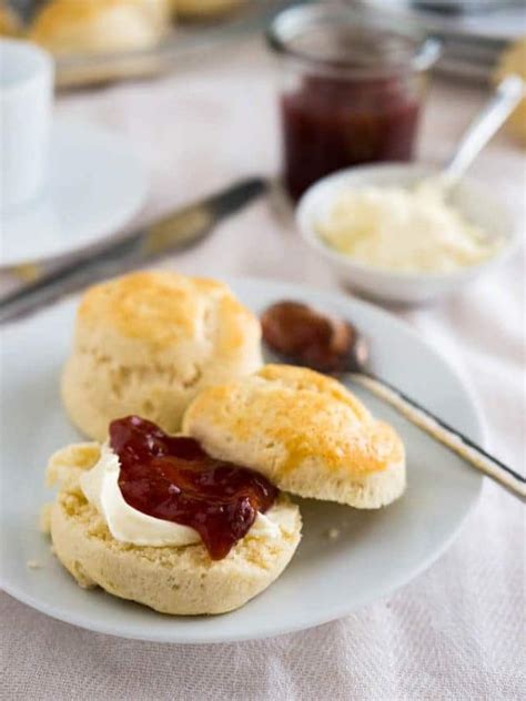 Easy English Scones Recipe with Jam & Clotted Cream