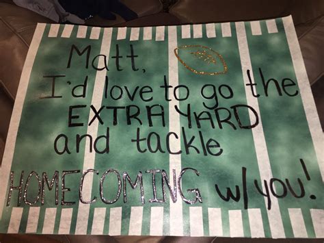 Homecoming football proposal | Football proposal, Cute homecoming ...