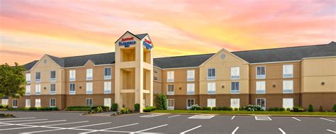 Hotel in Evansville, Indiana | Fairfield Inn Evansville East