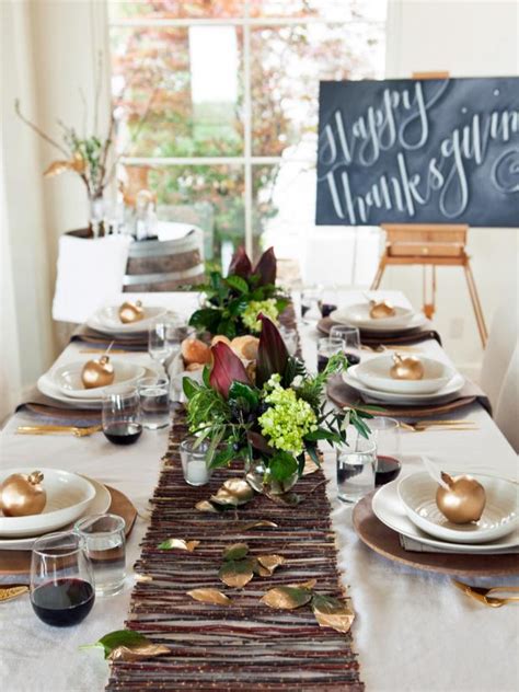 Thanksgiving Table-Setting, Menu and Recipe Ideas | HGTV