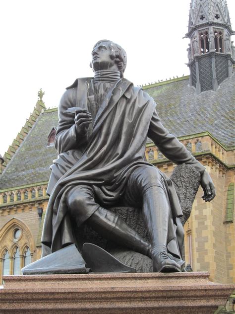 Dundee Photos - City of Discovery: Robert Burns Statue In Albert Square ...