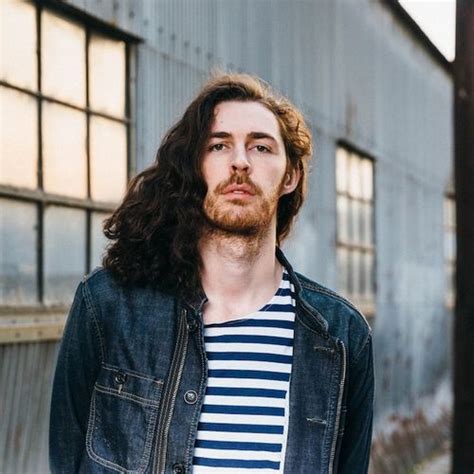 Hozier: albums, songs, playlists | Listen on Deezer