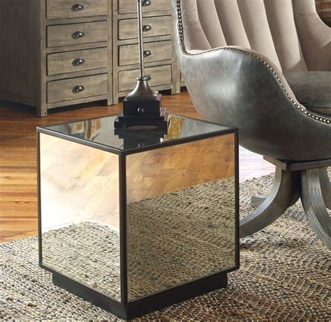 Matty Cube Mirrored Side Table | Mirrored furniture, Mirrored bedroom ...