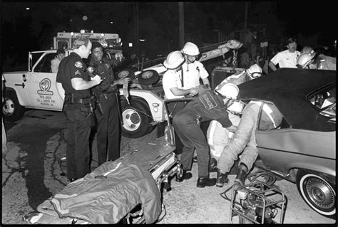 Photos Of Los Angeles Police Officers During 1980s Crack Epidemic ...