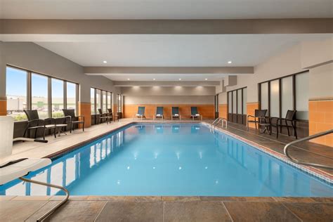 6 Best Hotels With Indoor Pool In Lafayette, Louisiana - | Trip101