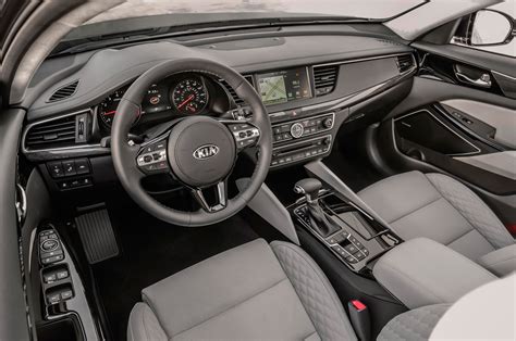 First Drive: 2017 Kia Cadenza Limited | Automobile Magazine