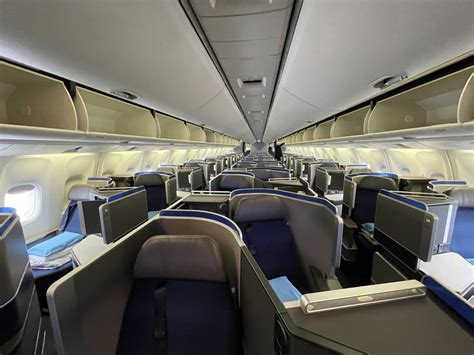 United Boeing 767 Business Class Seats