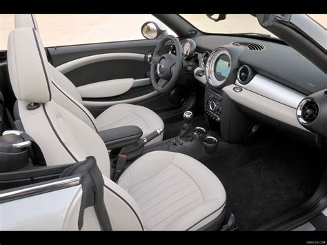 2012 MINI Roadster - Interior | Caricos