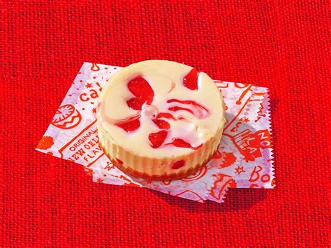 Strawberry cheesecake Cup : A Dessert in Popeyes Menu