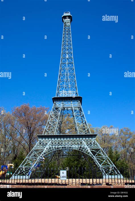 Eiffel Tower replica in Paris Tennessee Stock Photo - Alamy