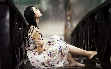 49+ Heart Touching HD Sad Girl Wallpaper for Broken Heart Alone Girl