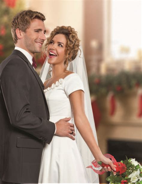 Christmas Keepsake Week - A Bride For Christmas starring Arielle Kebbel ...