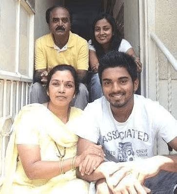 KL Rahul Family, Father, Mother, Siblings, Wife, In-laws