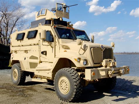 Defence Horizon: MaxxPro MRAP -Mine Resistant Ambush Protected