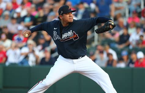 Orioles sign Felix Hernández to minor league contract ...