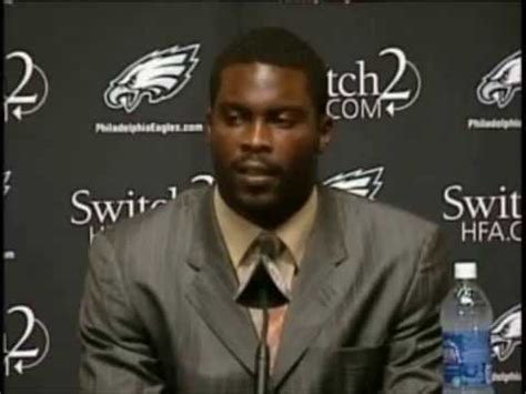 Michael Vick Highlights and Eagles Press Conference - YouTube