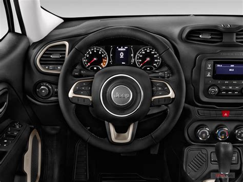 2015 Jeep Renegade: 49 Interior Photos | U.S. News