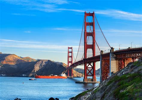 High resolution photos of the Golden Gate Bridge - VAST